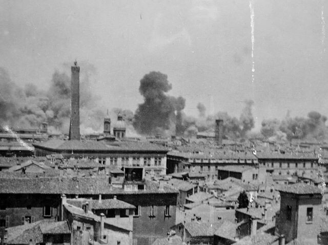 Bombardamento su Bologna