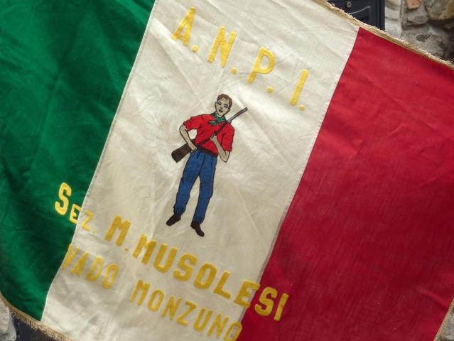 Bandiera dell'A.N.P.I. Sez. di Vado-Monzuno