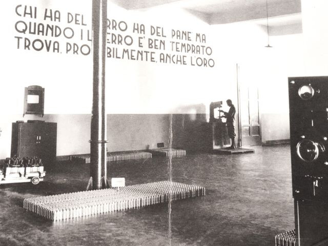 Interno della fabbrica Cogne di Imola