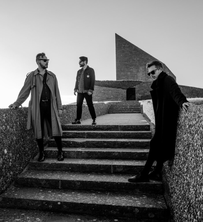 copertina di The Black Veils + Anton