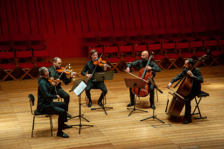 copertina di I Solisti Aquilani - Ramin Bahrami