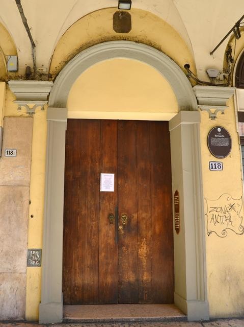 Casa Bernacchi - ingresso