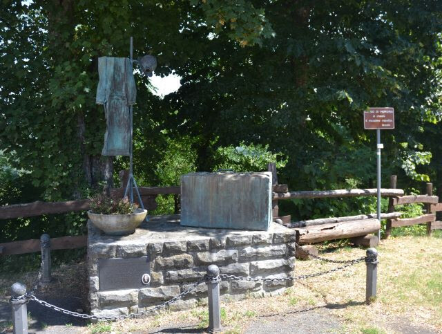 Monumento agli emigranti