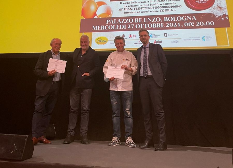 copertina di 27 ottobre 2021 | All’Associazione Tour-tlen e al Festival del tortellino le prime De.Co.