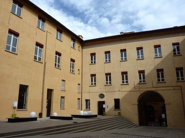 Lo stabile dell'ex Ospedale dei Bastardini sede del Teatro La Soffitta - 2012