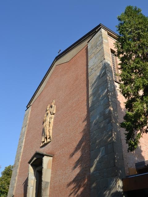 Chiesa parrocchiale della Sacra Famiglia al Meloncello (BO)