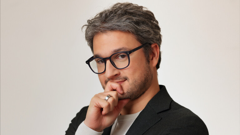immagine di LUCA MAZZUCCHELLI.  Terapia al contrario