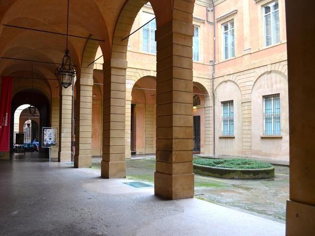 Palazzo Sanguinetti - cortile