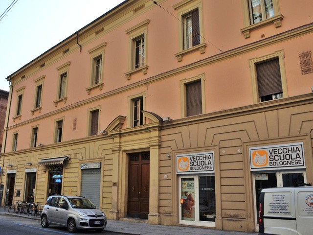 Edificio dell'ex Ospizio Lanzarini 