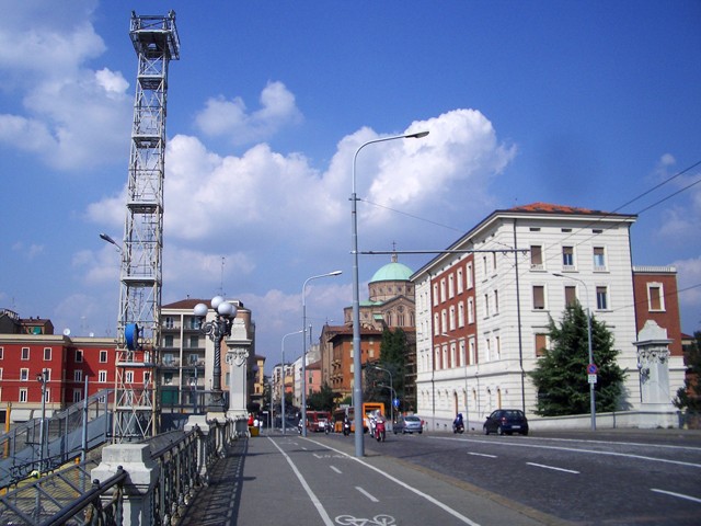 Il ponte di via Matteotti (BO)