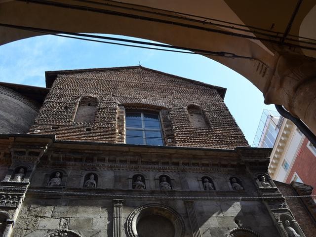 Chiesa della Madonna di Galliera - via Manzoni - Palazzo Fava