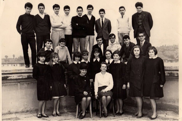 immagine di Scuola e insegnanti nella società neoliberale