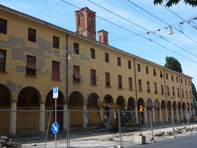 Lavori in corso in piazza Malpighi - estate 2016