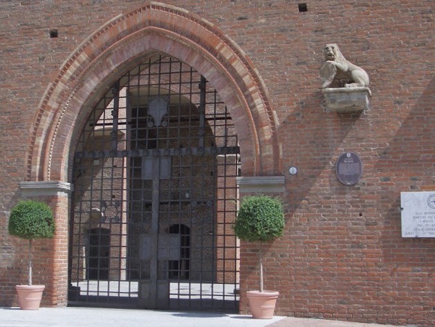 Palazzo Re Enzo - ingresso