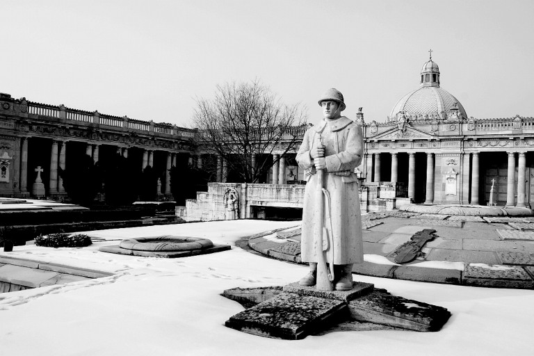 003_Sixth Cloister or World War I Memorial_low.jpg
