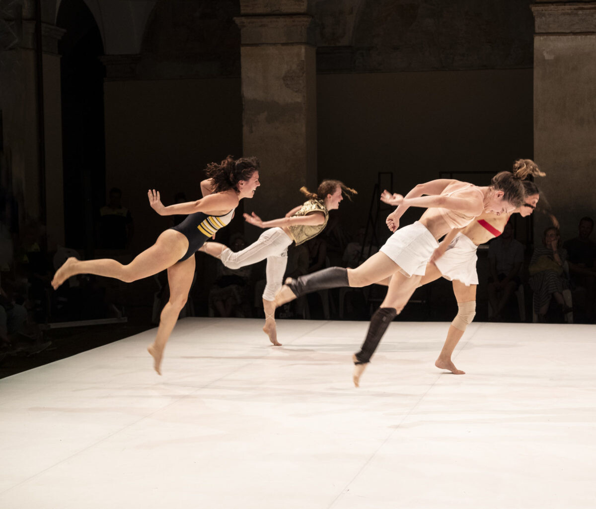 Le Palestriti I Falling into dance, with Isadora