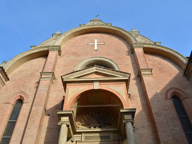 Chiesa di San Giovanni in Monte - facciata