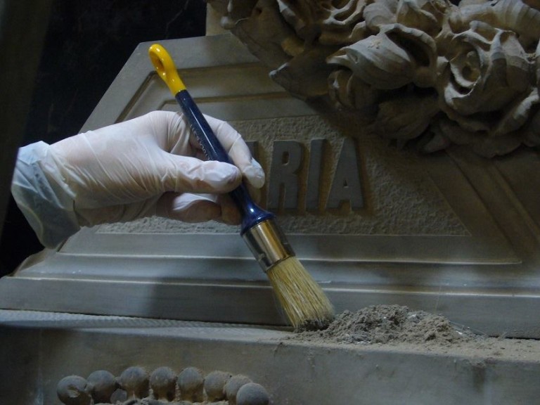 spolveratura: foto scattate presso Cimitero monumentale della Certosa di Bologna