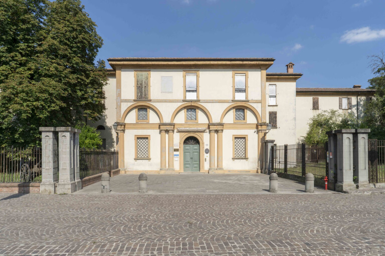 immagine di Casa Carducci: un edificio, tante storie - chiesa, abitazione, museo, biblioteca... 