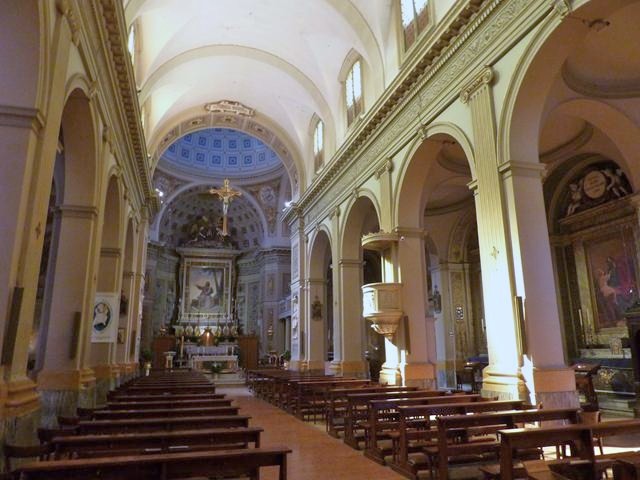 Chiesa di Sant'Isaia - interno