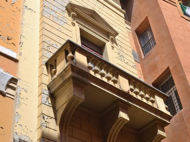 Palazzo Castelli - facciata - particolare