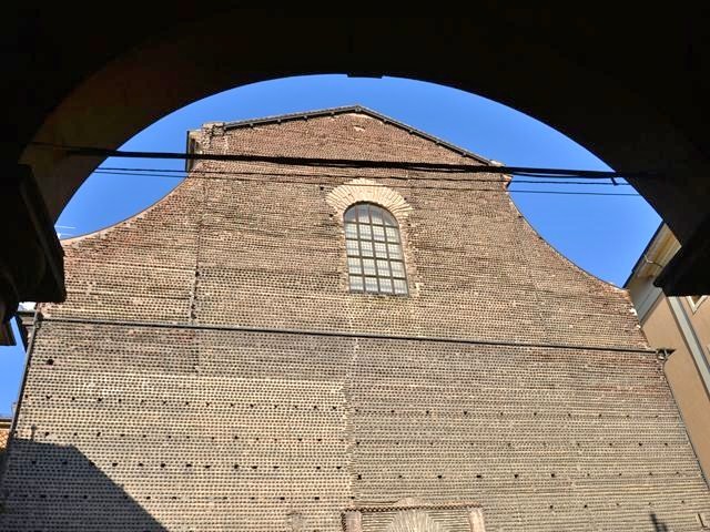 Ex Chiesa di Santa Lucia - via Castiglione
