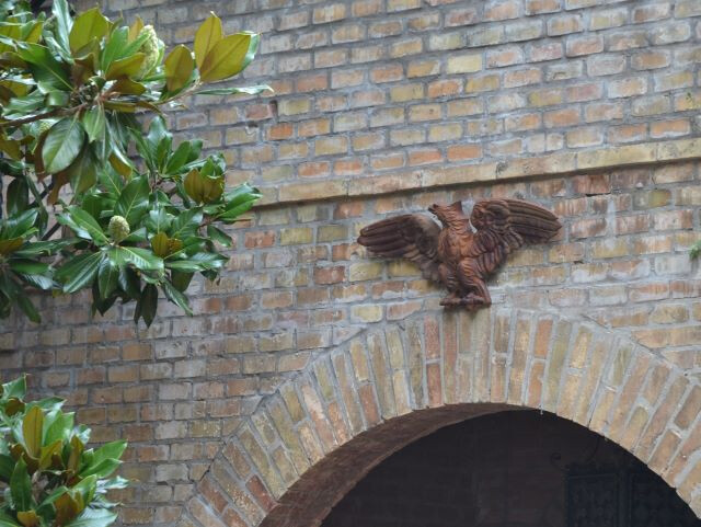 Torre Arnaldo e Sandro Mussolini