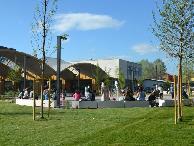 Piazza giardino