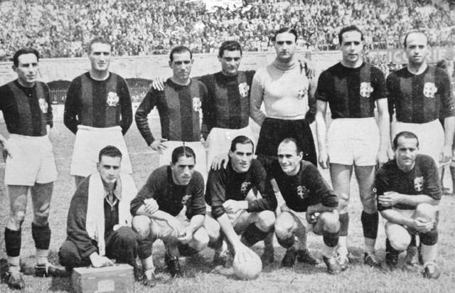 La squadra del Bologna FC campione d'Italia 1940-41 - Fonte: Mostra Baraccano (BO) - 2015