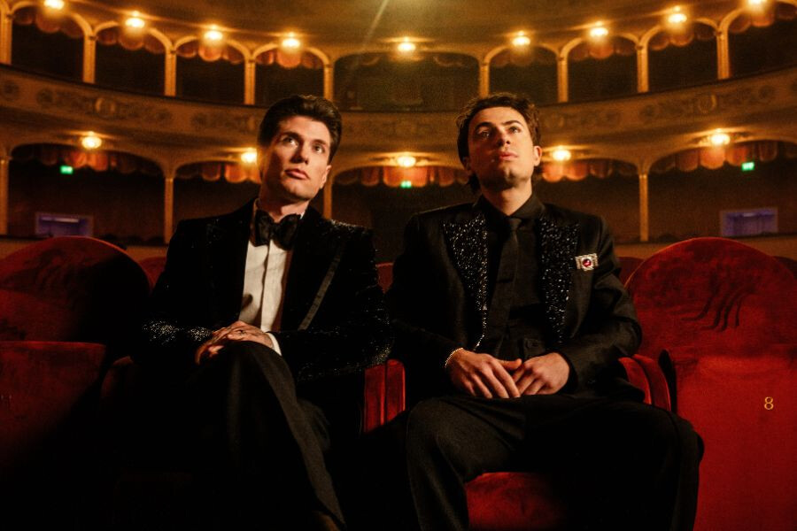 Benji & Fede