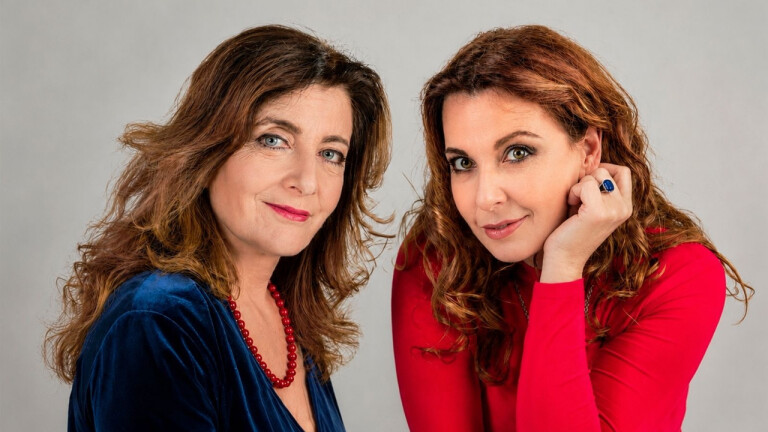 copertina di FRANCESCA REGGIANI E CHIARA BECCHIMANZI