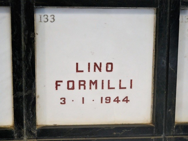 Tomba di Lino Formilli nel Monumento Ossario dei Partigiani - Cimitero della Certosa (BO)