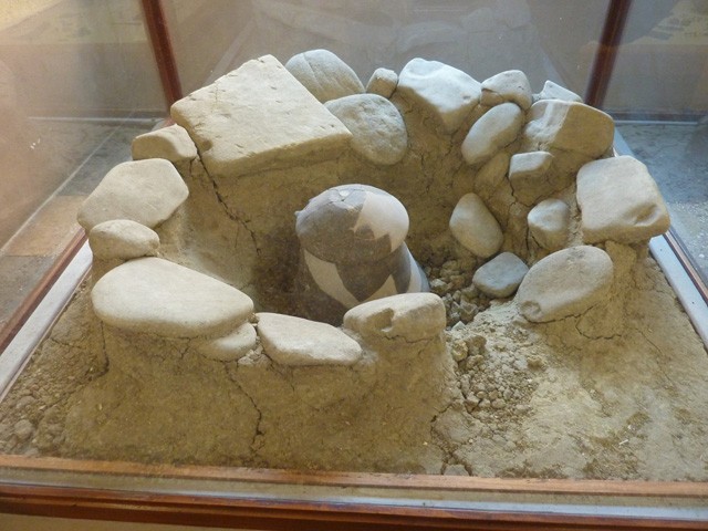 Tomba del sepolcreto villanoviano di San Vitale