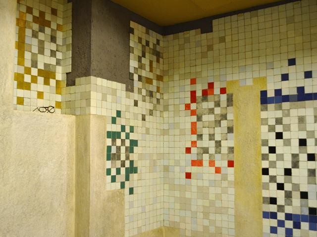 Negozio Gavina - Via Altabella (BO) - mosaico di Mario Deluigi