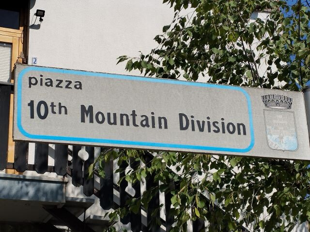 Strada intitolata alla 10th Mountain Division USA