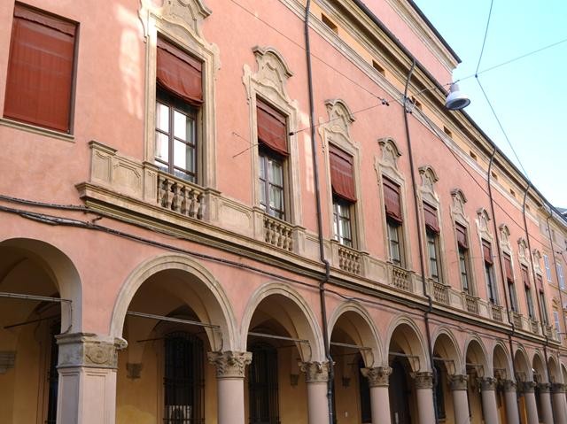 Palazzo Torfanini - via Galliera