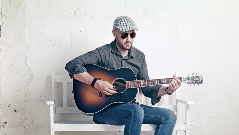 joe-bastianich-on-the-road.jpg