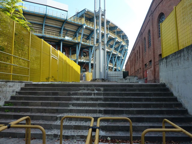 Stadio Dall'Ara (BO) - adattamento per i Mondiali '90 - arch. E. Zacchiroli