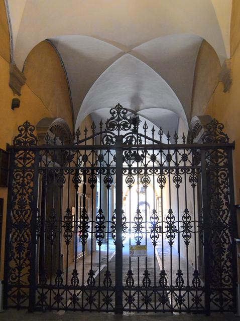 Palazzo Zagnoni poi Spada - ingresso