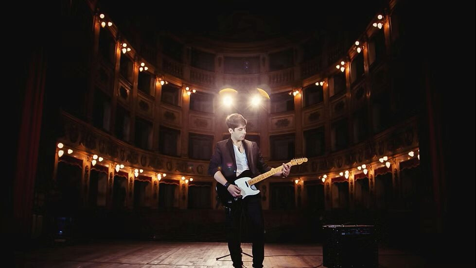 Matteo Venturi - L’inCantautore Live
