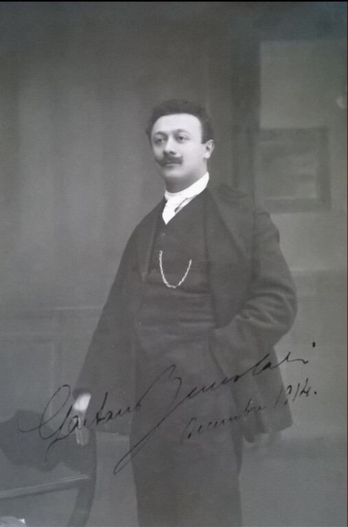 Ritratto autografato di Gaetano Bussolari