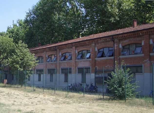 Edificio dell'ex mercato bestiame ora adibito a studentato