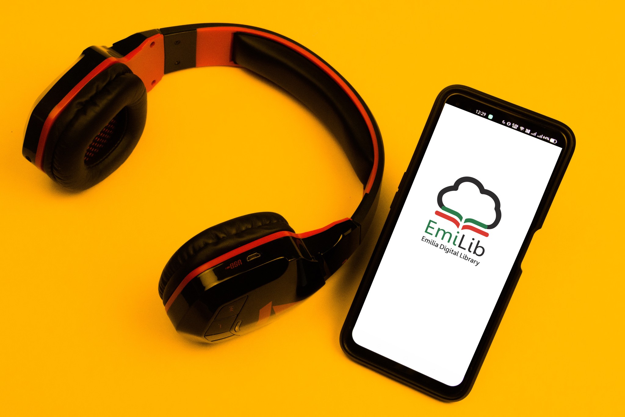 copertina di Oltre 700 nuovi audiolibri su EmiLib