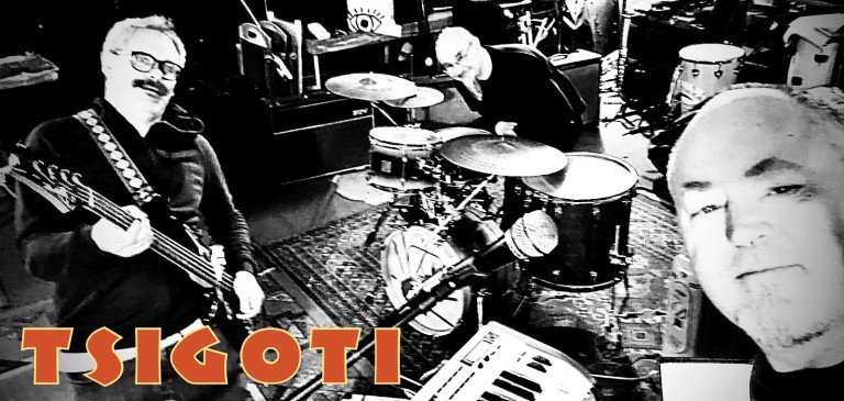 copertina di Underground music peepshow. Tsigoti live