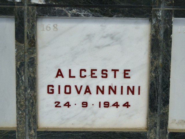 Tomba di Alceste Giovannini (Gino) nel sacrario dei partigiani alla Certosa (BO)