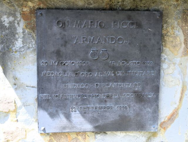 Monumento a Mario Ricci (Armando)