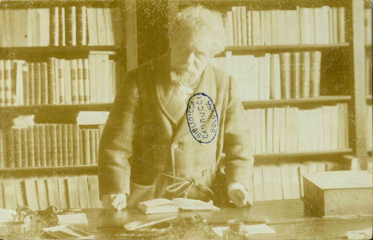 image of Giosue Carducci nel suo studio