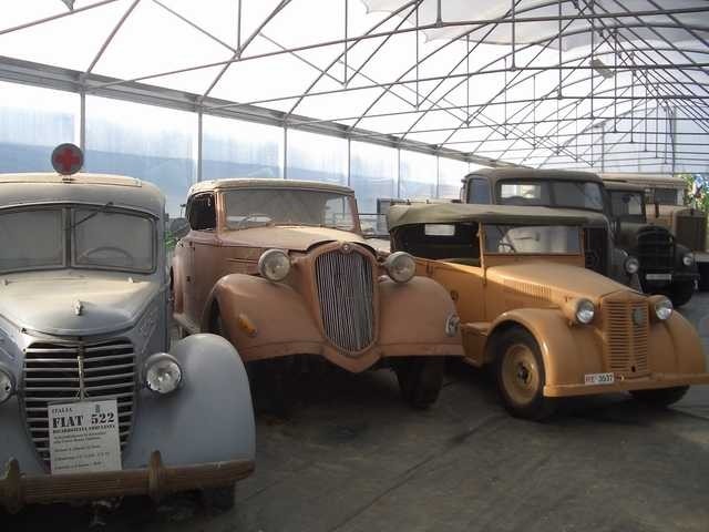 Museo memoriale della Libertà - Esposizione di veicoli bellici