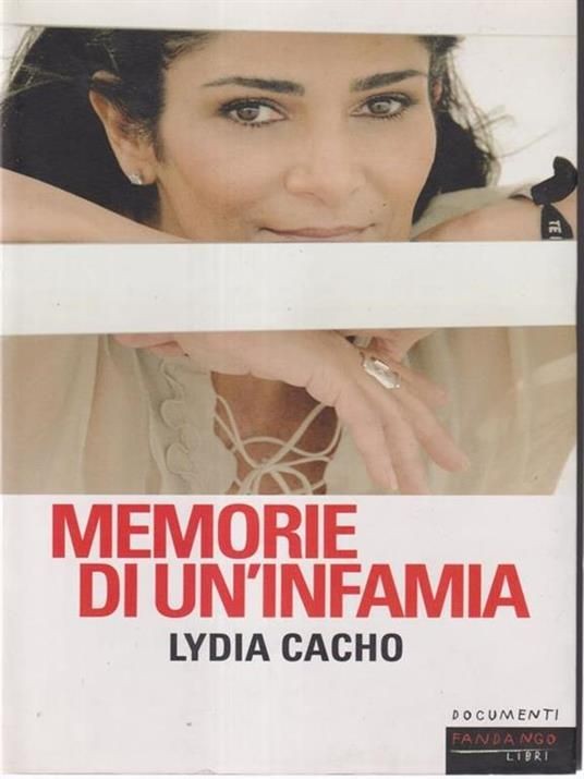 copertina di Memorie di un'infamia