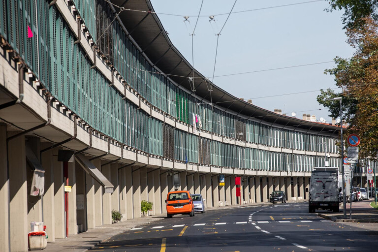 immagine di Il Treno della Barca, uno dei tratti di portici Patrimonio dell'umanità Unesco